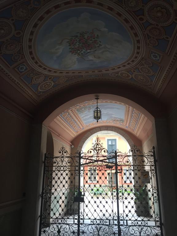 קרמונה Palazzo Carasi Apartments מראה חיצוני תמונה