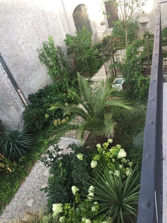 קרמונה Palazzo Carasi Apartments מראה חיצוני תמונה