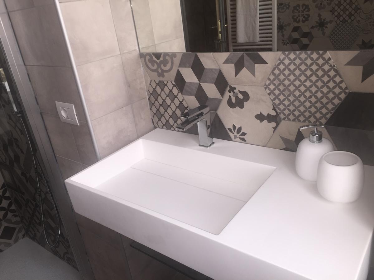 קרמונה Palazzo Carasi Apartments מראה חיצוני תמונה